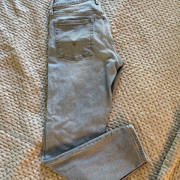 LEVIS - Picture 2 of 2